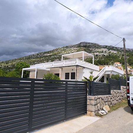 Apartman Lidija Starigrad Paklenica Exterior photo